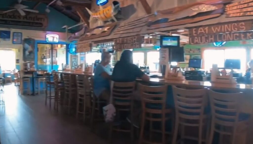 waterfront restaurants in Naples FL