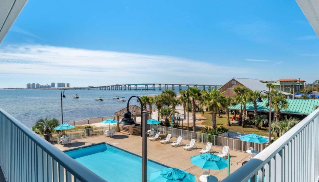 navarre beach hotels